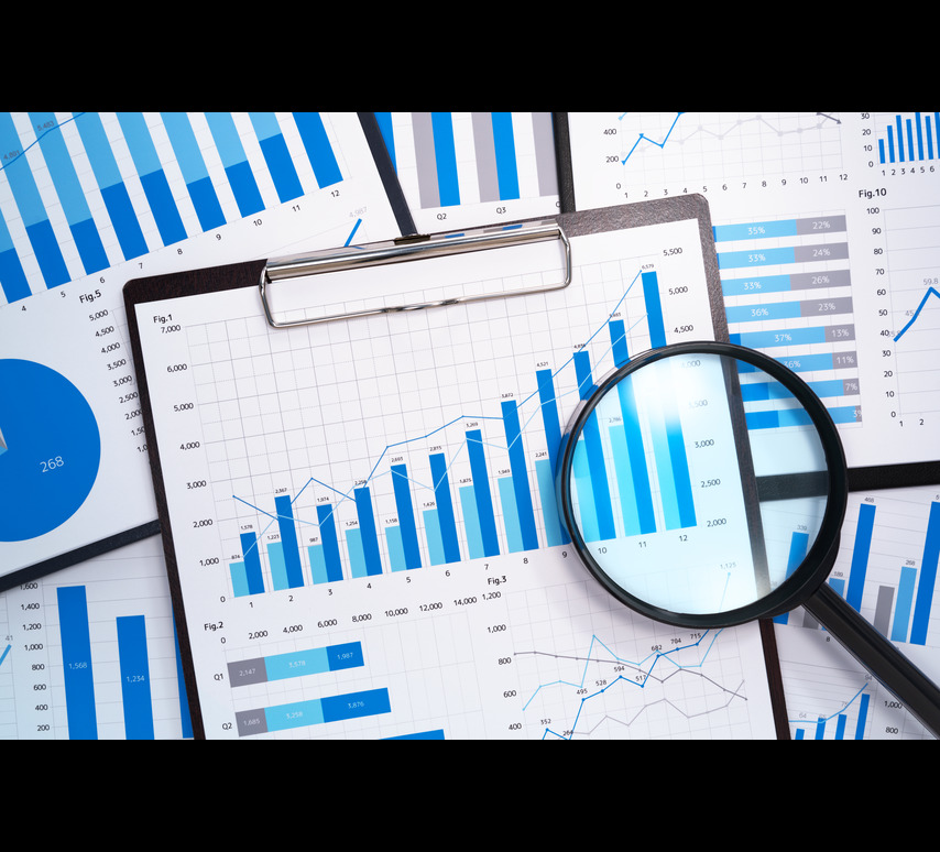 analytics vs statistics